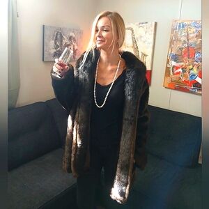 Donna Salyer Fabulous Furs Coag